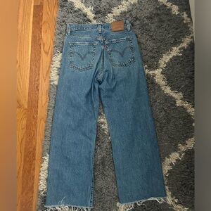 Levi’s Ribcage Straight Crop Jean